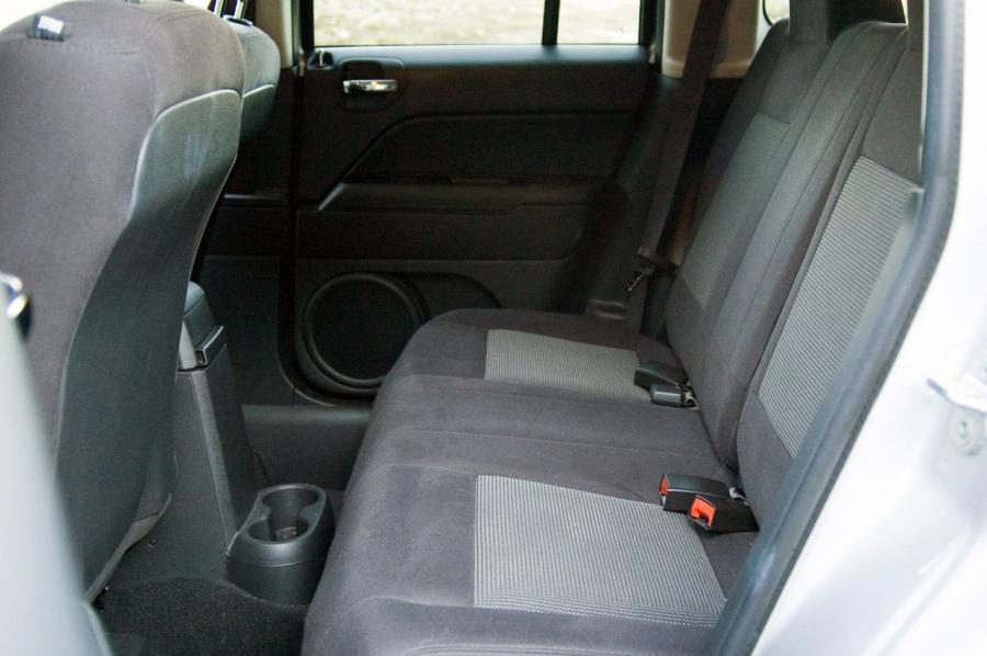  Jeep Patriot 2012 года  (фото 22 из 40)